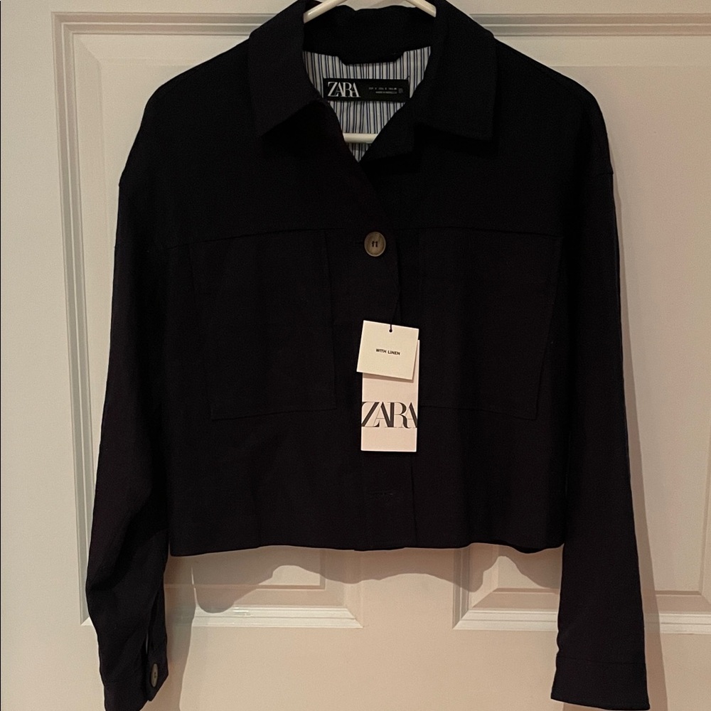 Zara Women's Navy Blue Cropped Blazer